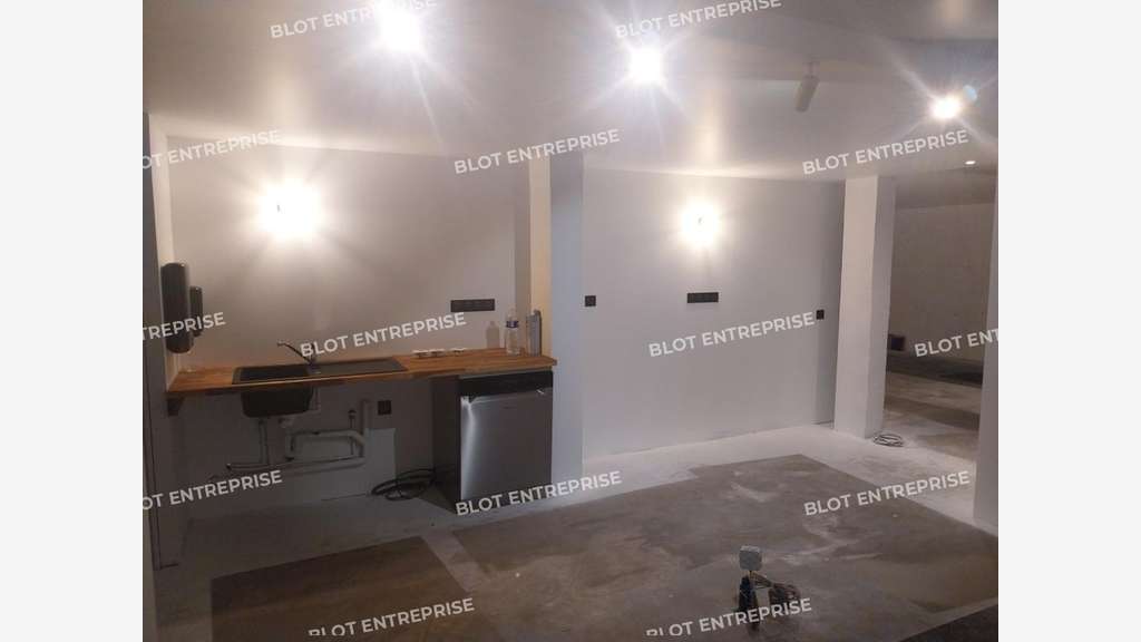 A vendre bureaux 120m² en RDC surélevé à Quimper