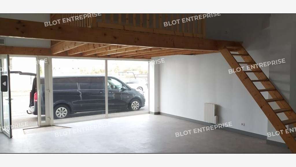 A vendre bureaux 54m² RDC à Quimper Est D783 