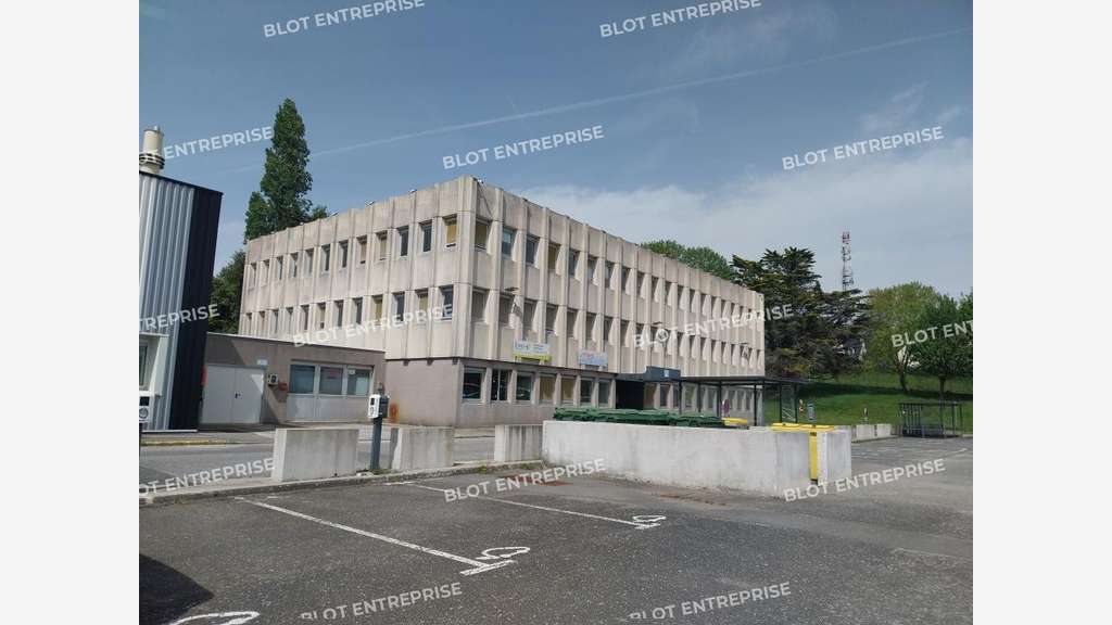 A vendre ensemble immo 7634m² Quimper Prat Ar Rouz