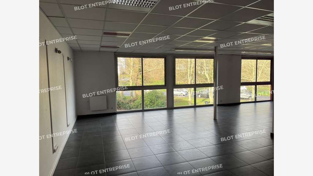 À vendre bureaux 163m² Quimper Zone Creac'h Gwen