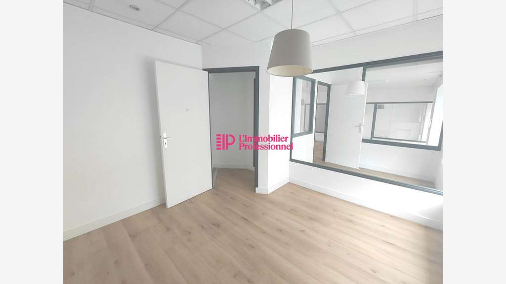 Vente bureaux 89m² à Quimper centre
