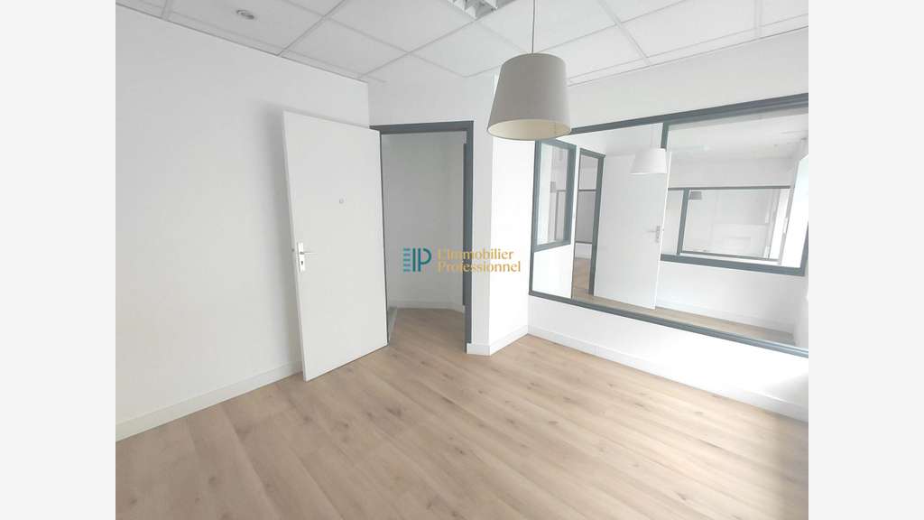Vente bureaux 89m² à Quimper centre