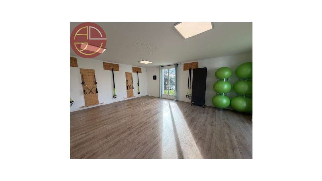 A vendre local commercial 130m² Quint-Fonsegrives