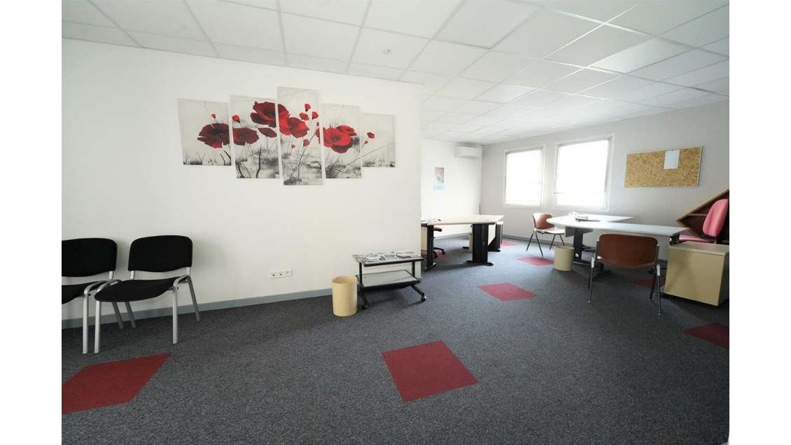 95 DE BUREAUX DIEULEFIT