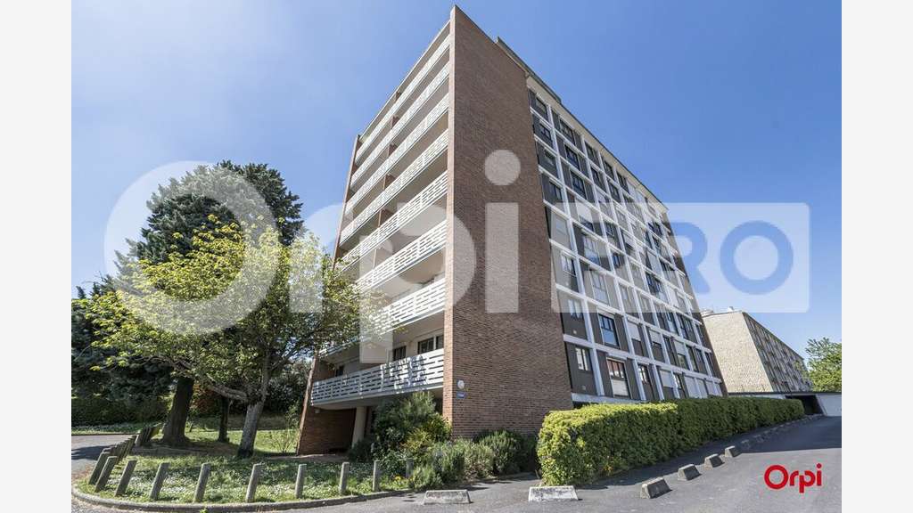 Bureau 80m² R+1 à vendre à Reims sect Av. de Paris