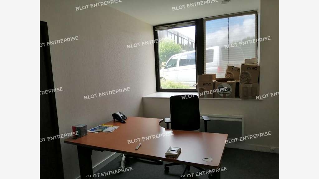 A vendre / à louer bureaux Rennes Nord Patton