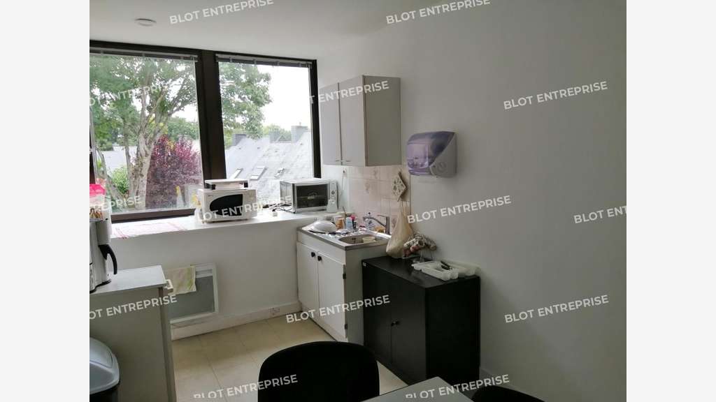 A vendre / à louer bureaux Rennes Nord Patton