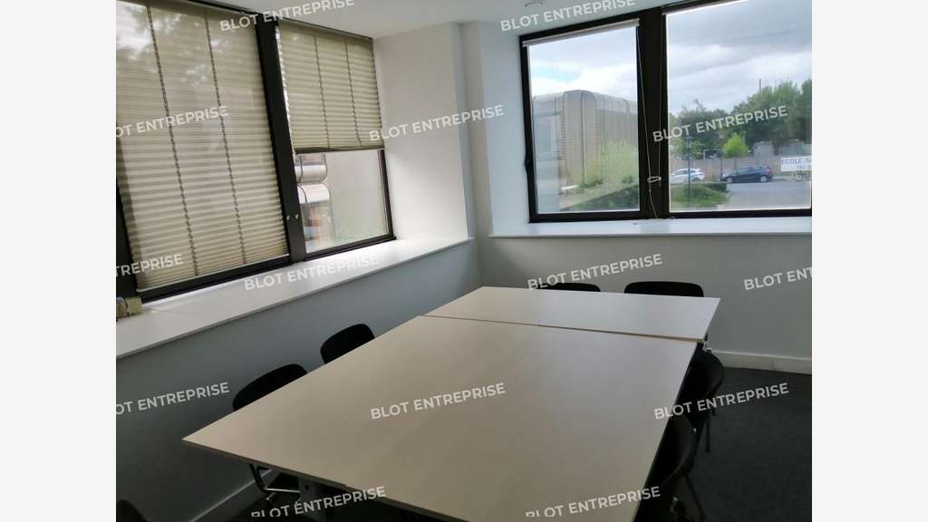 A vendre / à louer bureaux Rennes Nord Patton
