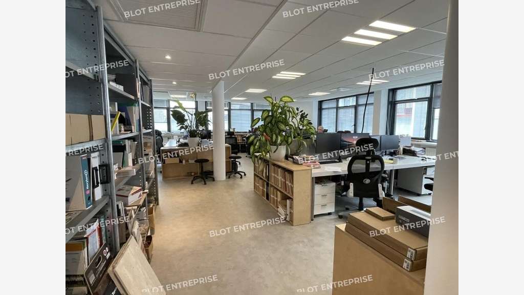 À vendre bureaux aménagés 315m² à Rennes