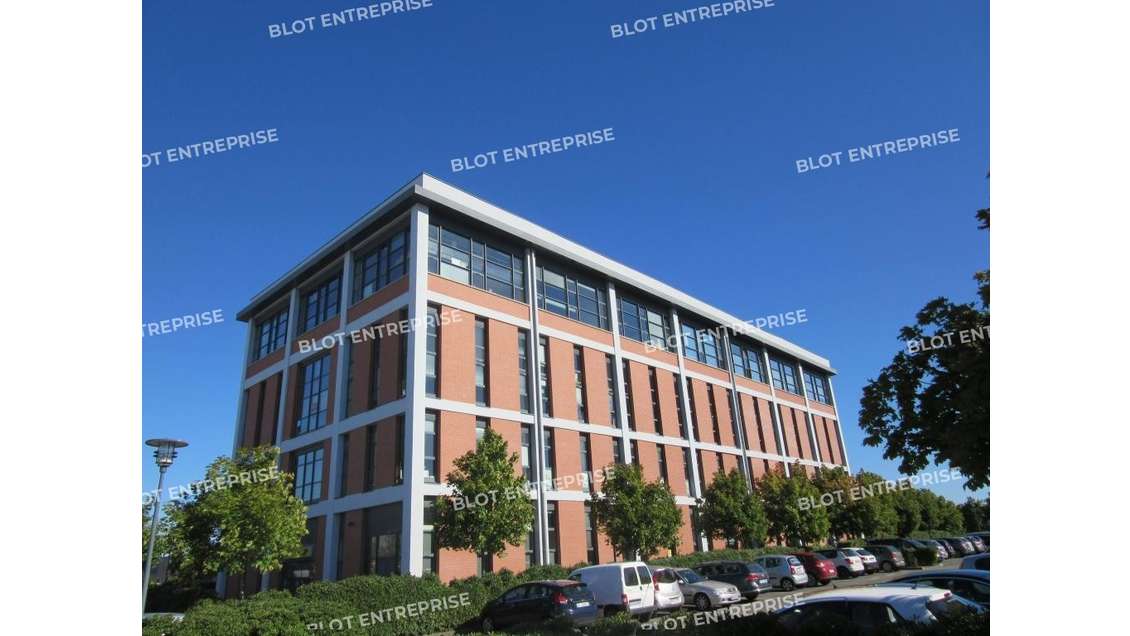 A vendre ou à louer bureaux 440m² à Rennes