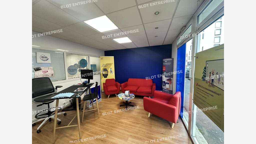 A vendre/ louer bureaux 53m² Rennes Nord St Martin