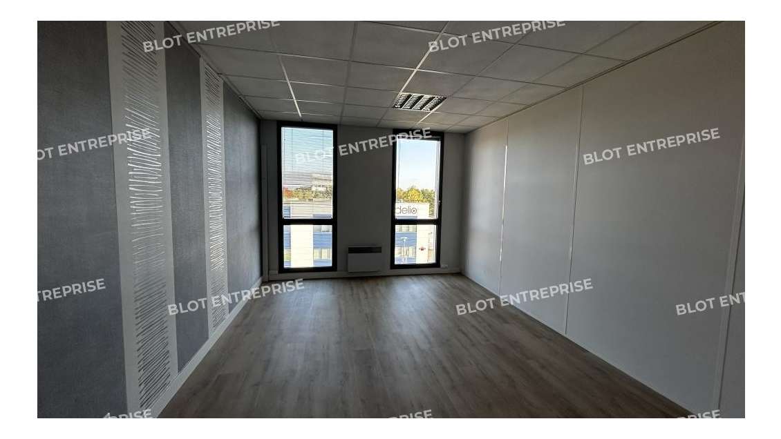 A vendre/à louer bureaux 133m² à Rennes
