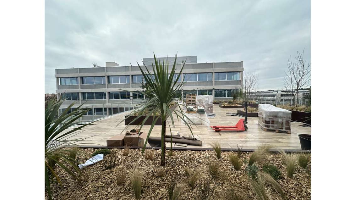 Vente bureau aménagé non cloisonné 216m² à Rennes