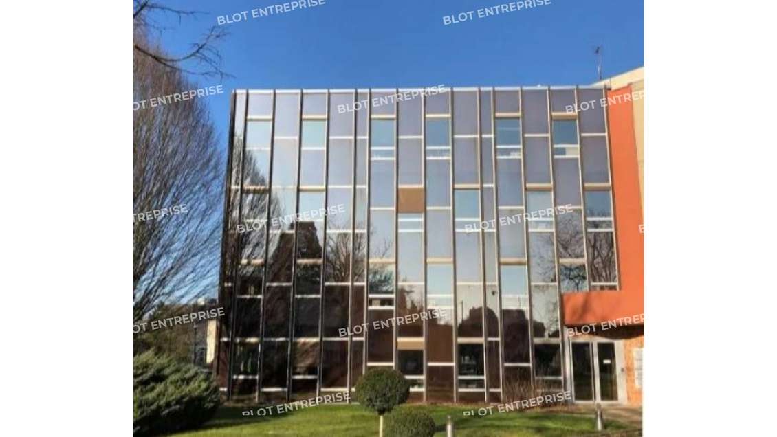 A vendre bureaux 187m² R+3 à Rennes