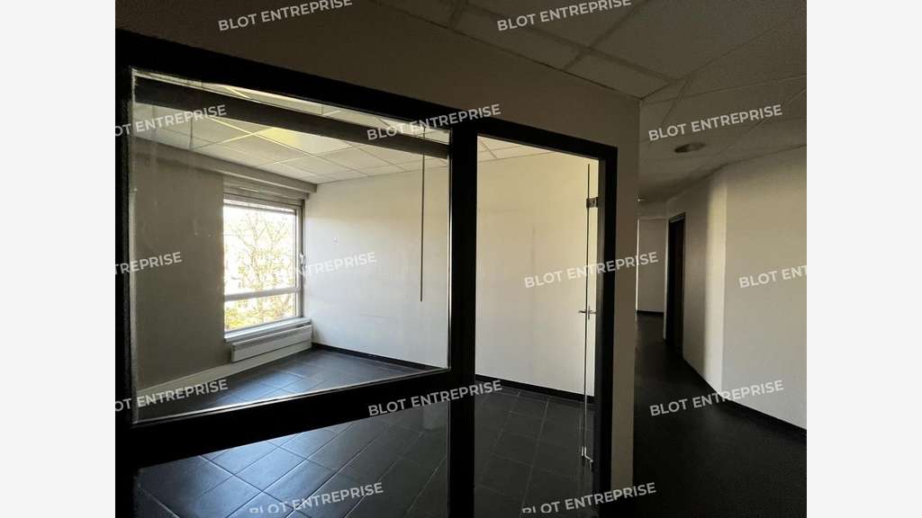 A vendre bureaux 187m² R+3 à Rennes