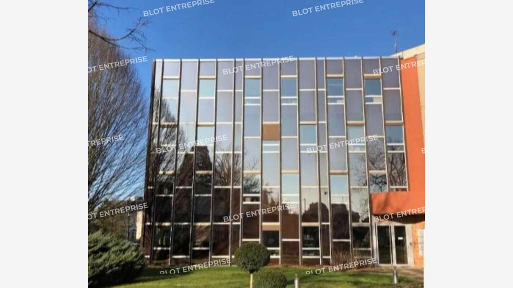 A vendre bureaux 187m² R+3 à Rennes