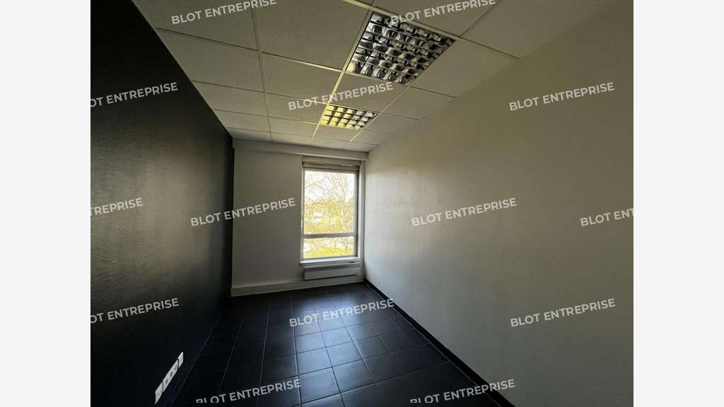 A vendre bureaux 187m² R+3 à Rennes