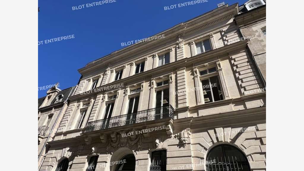 A vendre bureaux de 741m² en centre-ville Rennes