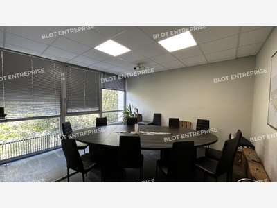 A vendre bureaux 168m² accès PMR à Rennes