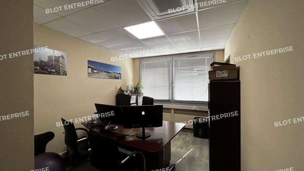 A vendre bureaux 168m² accès PMR à Rennes