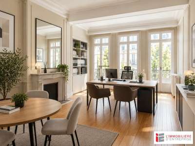 Bureaux de 160m² à vendre au 1er étage à Rennes 