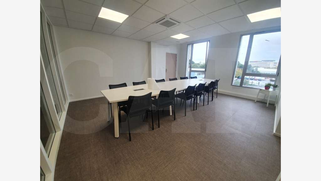 Vente bureaux 158m² à Rennes Sud