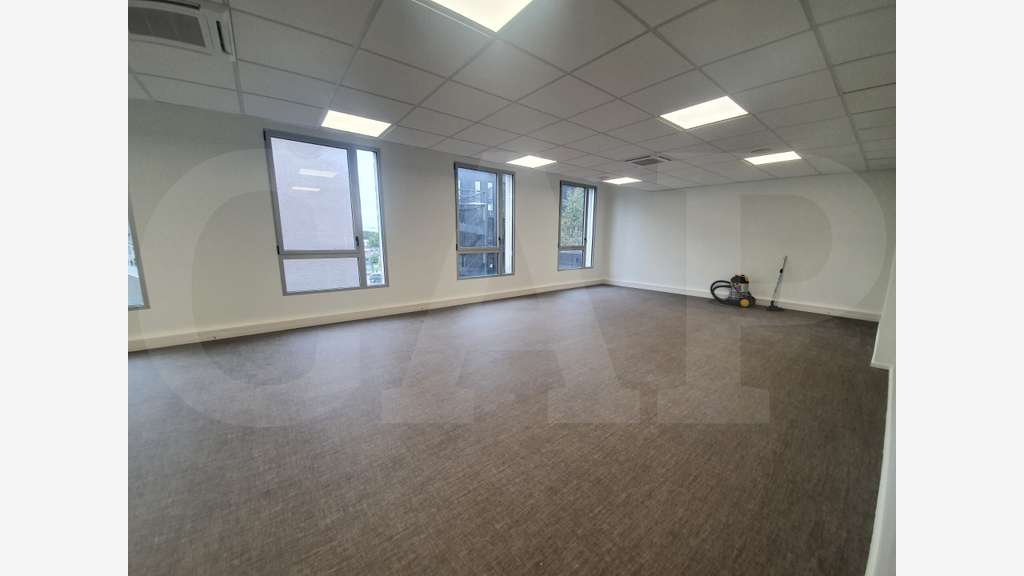 Vente bureaux 158m² à Rennes Sud