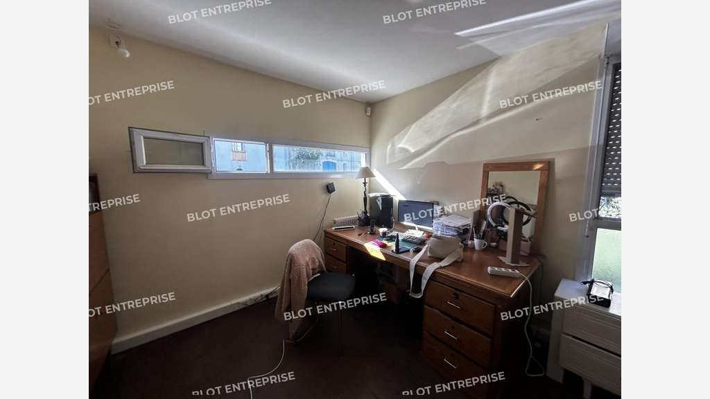 À vendre bureaux 120m² belle visibilité à Rezé