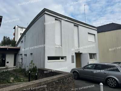 À vendre bureaux 120m² belle visibilité à Rezé