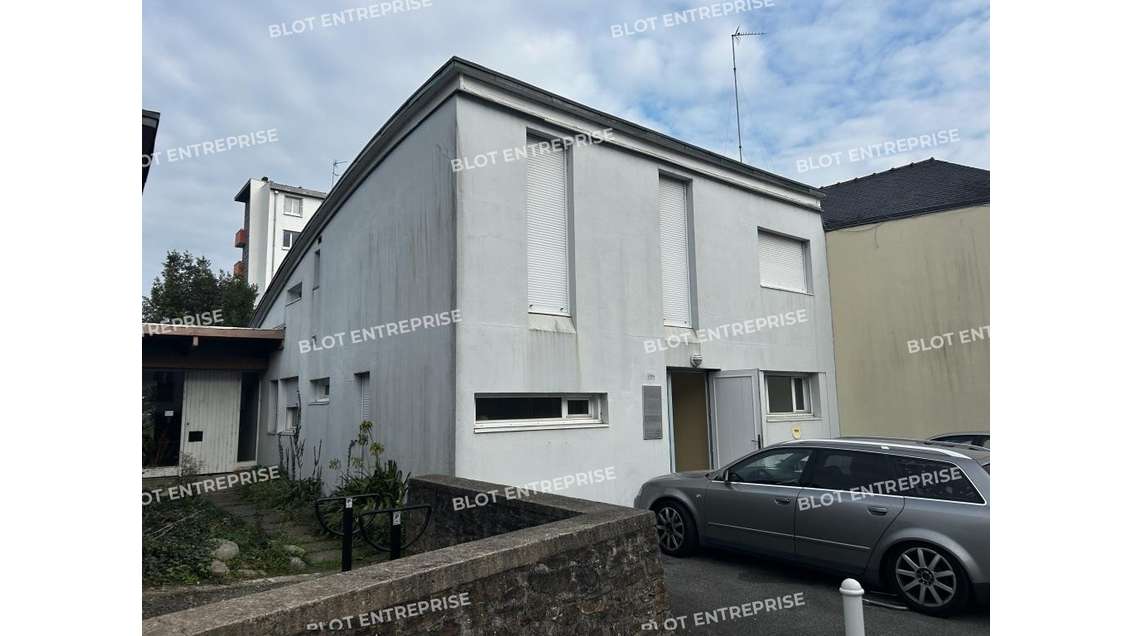À vendre bureaux 120m² belle visibilité à Rezé