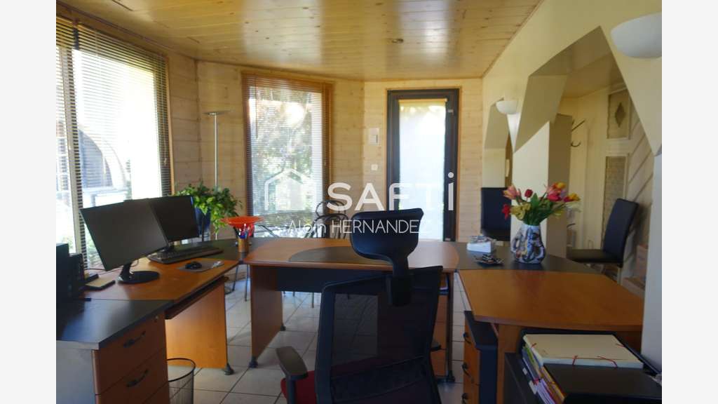AV bureaux lumineux 75m² au calme Rieux Volvestre