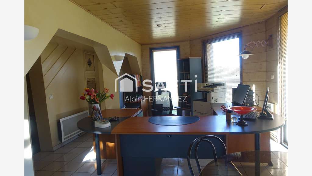 AV bureaux lumineux 75m² au calme Rieux Volvestre