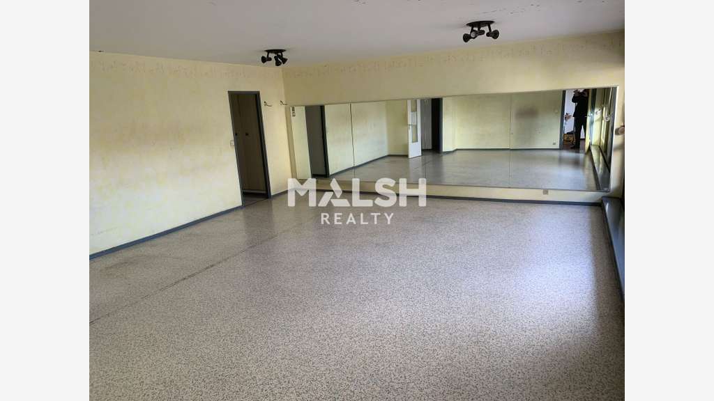 Bureaux 87m² RDC à vendre Rilleux la Pape