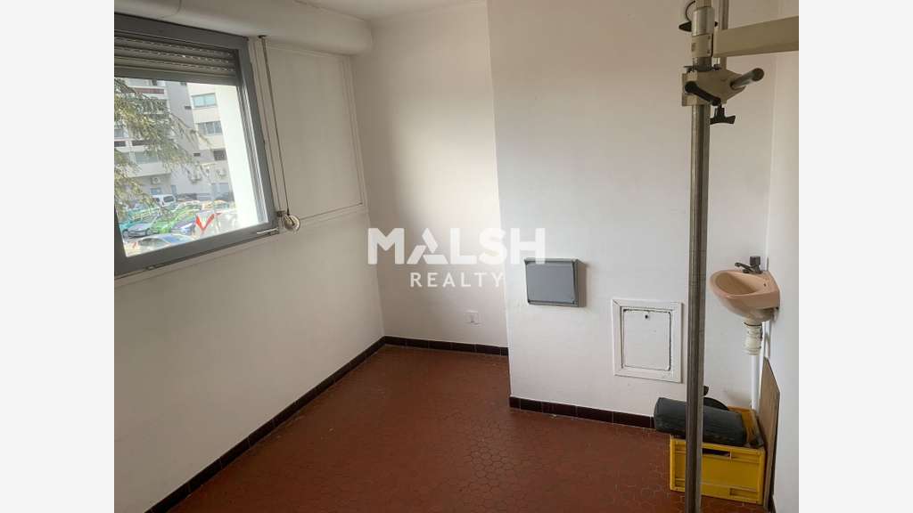 Bureaux 87m² RDC à vendre Rilleux la Pape