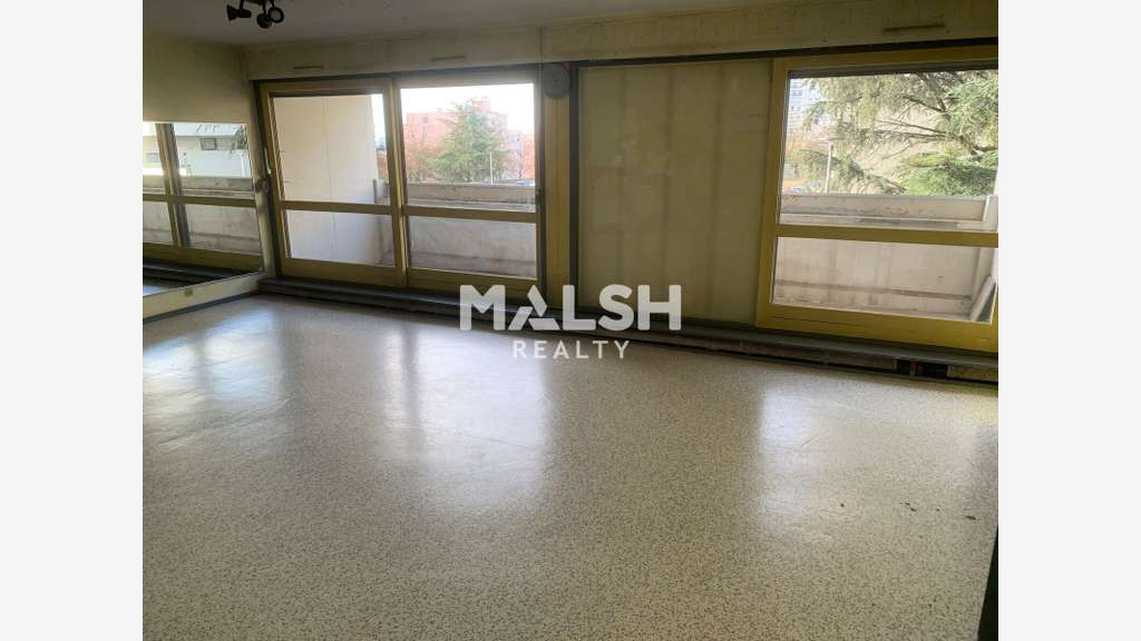 Bureaux 87m² RDC à vendre Rilleux la Pape