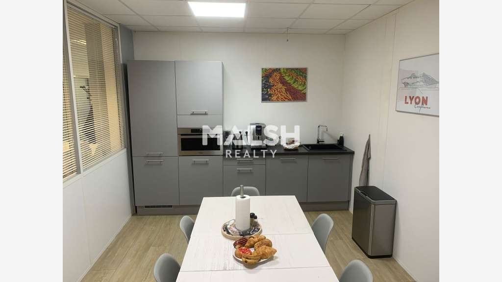 Bureaux à vendre ou à louer à Rillieux-la-Pape
