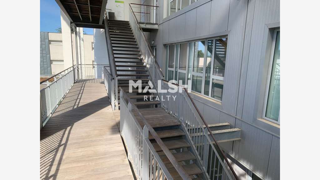 Bureaux à vendre ou à louer à Rillieux-la-Pape