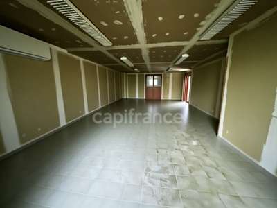 Vente local professionnel atelier de 171m² Roanne