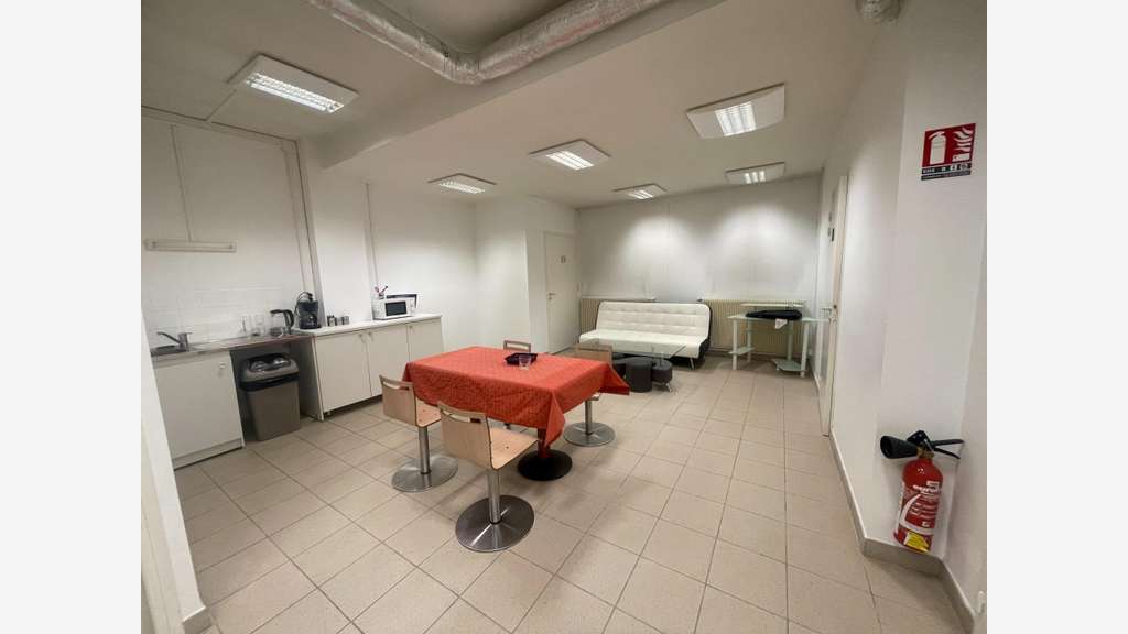 Vente local professionnel 120m² prox centre Rodez