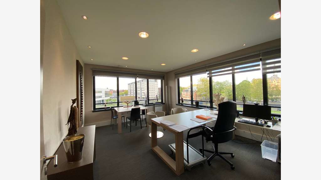 Ensemble de bureau à vendre à Roubaix Eurotéléport