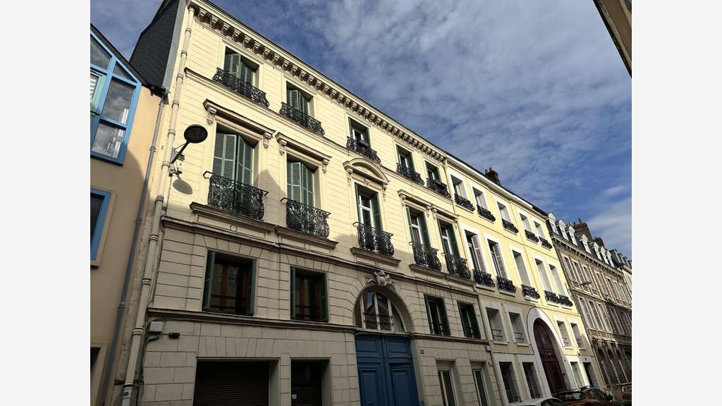 Vente bureaux R+1 à Rouen proche Vieux Marché