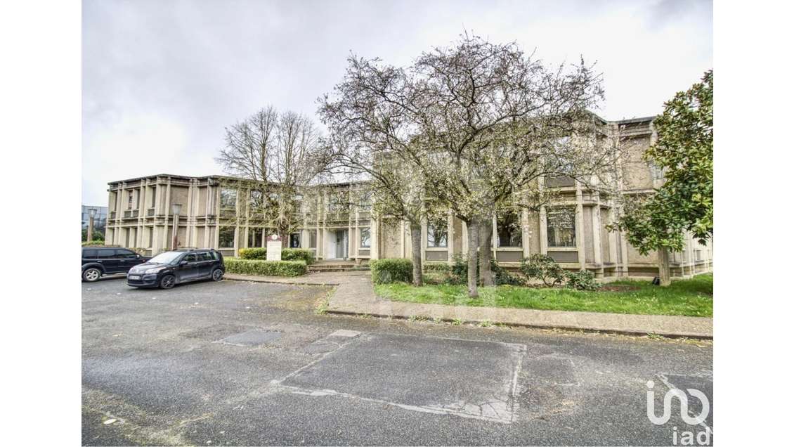 Bureau à Saint-Aubin