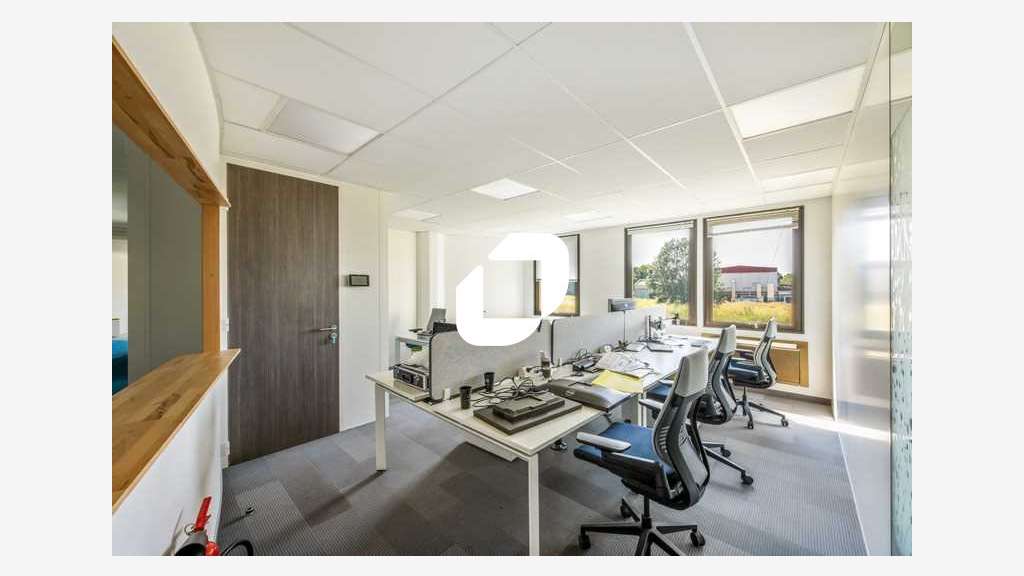Vente Bureaux 759m² Saint aubin