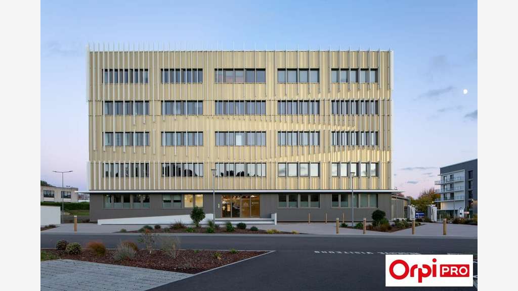Bureaux neufs 108m² et 713m² à vendre Saint Brieuc