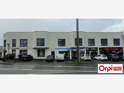 Bureaux récents divisibles 478m² à Saint-Brieuc