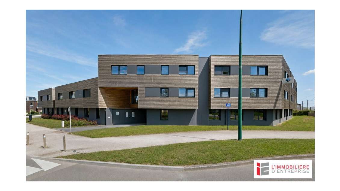 A vendre bureaux loués 160m² à St-Brieuc