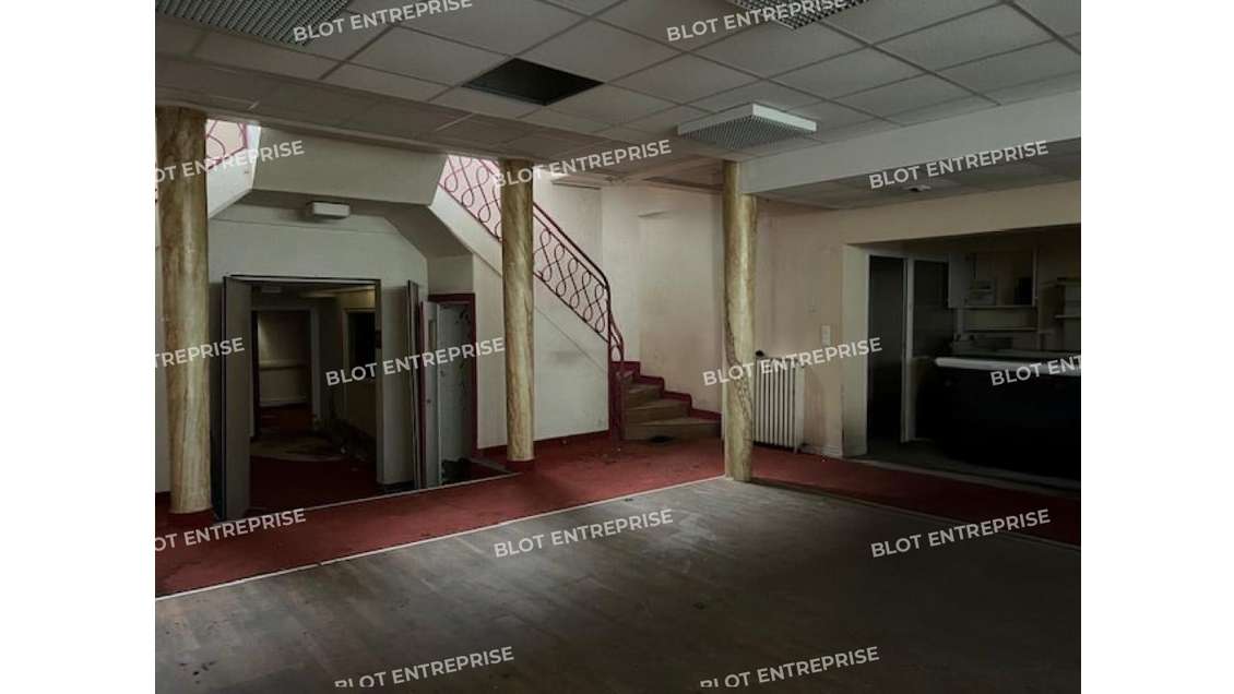 À VENDRE - BUREAUX 730 M² - ST BRIEUC