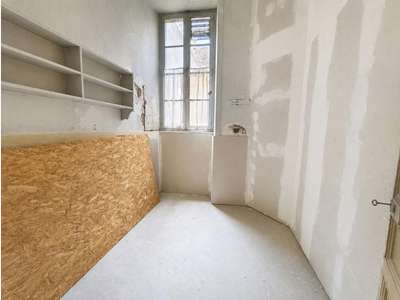 Vente murs local bureau de 7m² à Saint Brieuc
