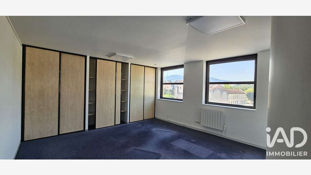 Vente bureaux 77m² R+4 axe stratégique St-Chamond