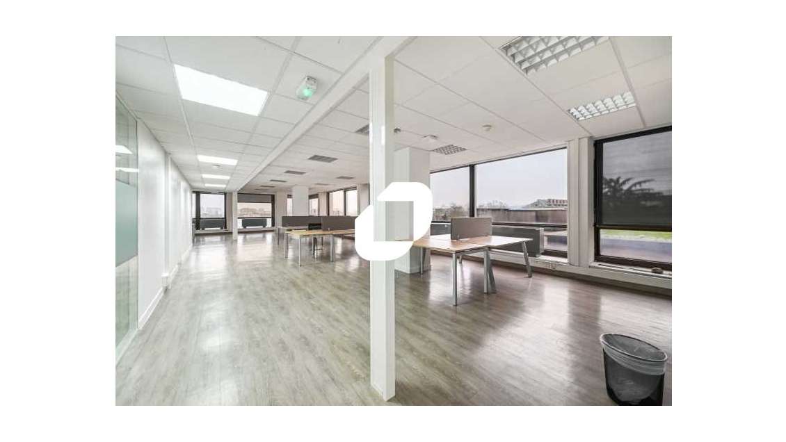 Vente Bureaux 437m² Saint cloud